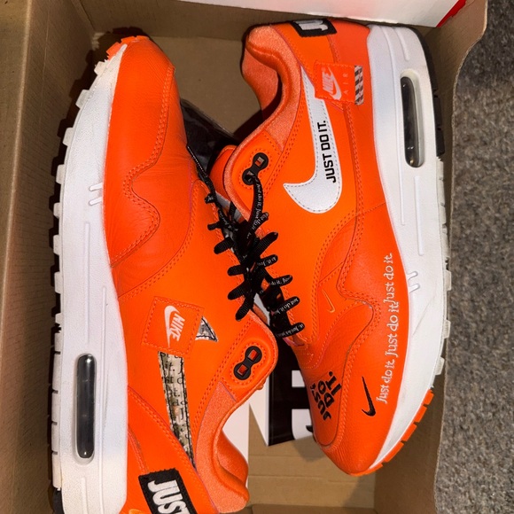 Nike Air Max 1 Just Do it sneaker